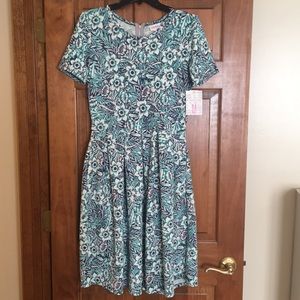 LuLaRoe Medium Amelia